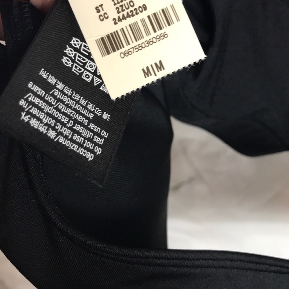 NWT Victoria’s Secret pink ultimate sports bra - Picture 6 of 7